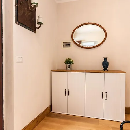 Apartment Lakefront Three Minutes From Orta